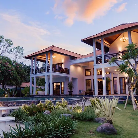 Seaside Oceana Suites By Mahaprana